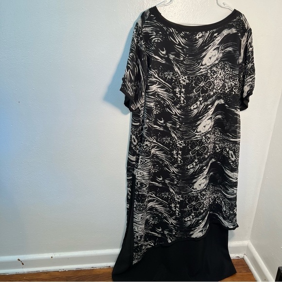 Mlle Gabrielle Maxi Dress Black White Floral - Picture 9 of 12